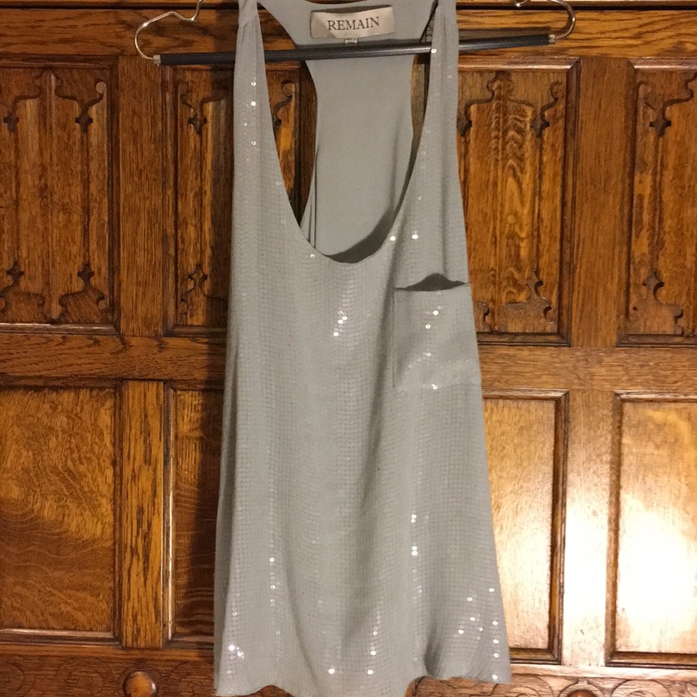 REMAIN SEQUIN TOP!